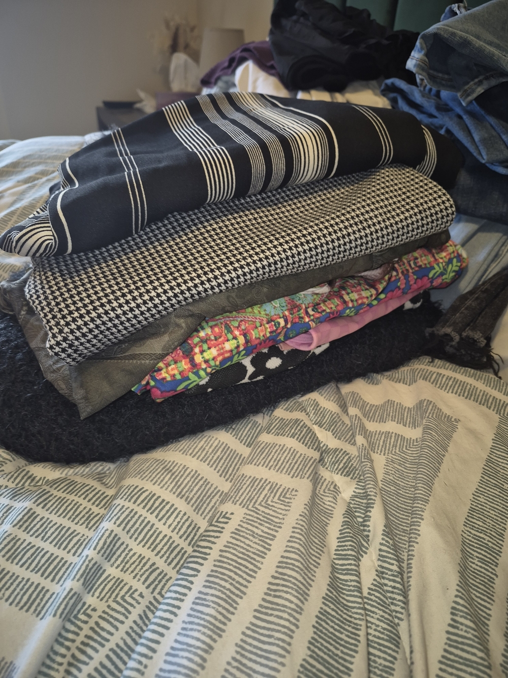Size X-Large Clothes Bundle